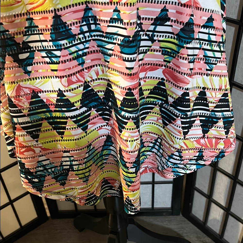 🦋Material Girl Multicolor Geometric High Low Dress - Picture 5 of 15
